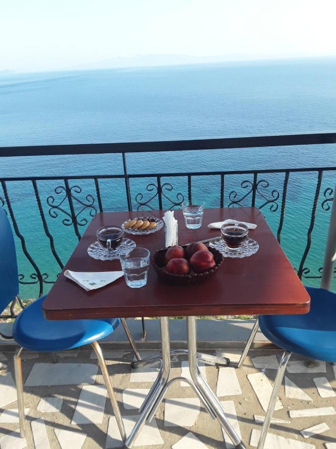 Odhisea Hotel Restaurant Qeparo Extérieur photo